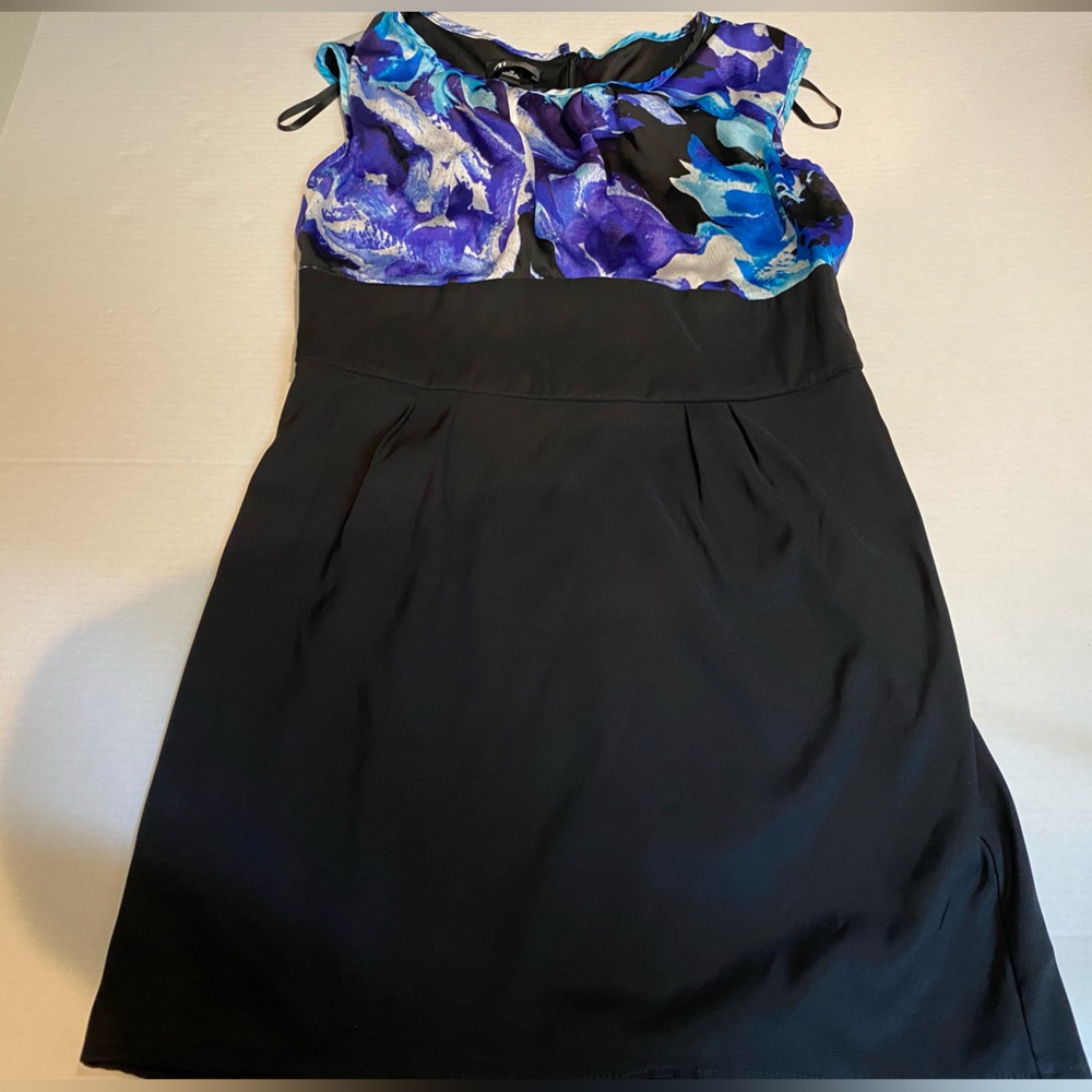 Women’s One piece black Floral design Bathing Suit Size 12 AB Studio